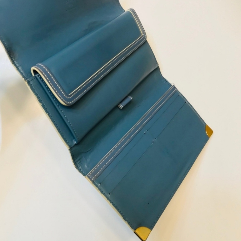 Authentic Louis Vuitton Porte Tresor Suhali International Wallet. - Picture 9 of 15